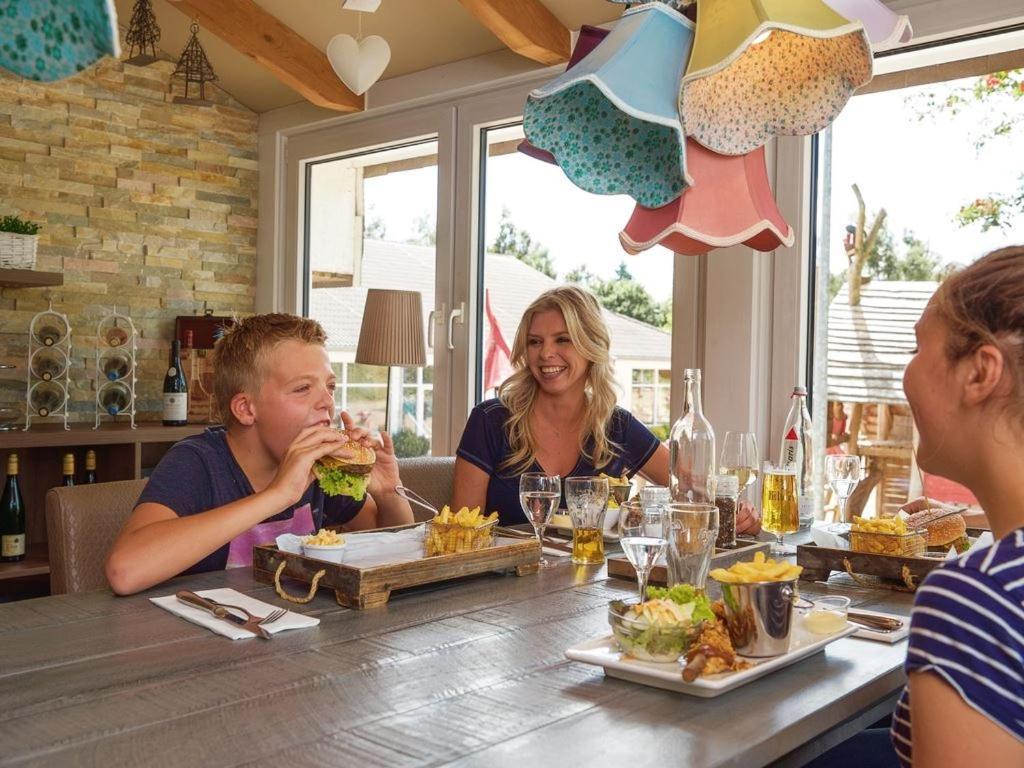 Hotel Landal Warsberg Saarburg Zewnętrze zdjęcie